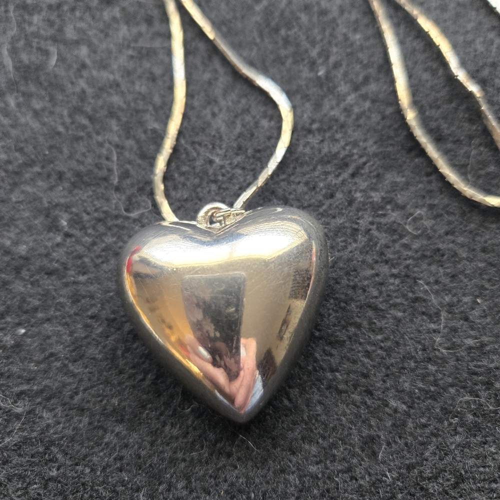 Elegant Sterling Silver Puffy Heart Pendant Necklace 24" Chain Korea 1.5…